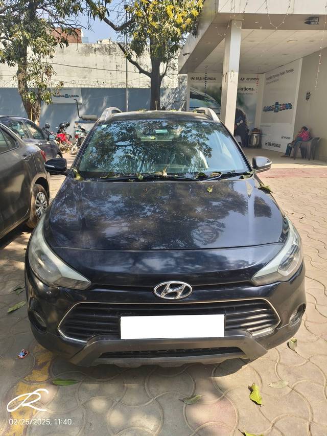 https://images10.gaadi.com/usedcar_image/4379434/original/processed_49eb997c23199802dbce808697ca37a4.jpg?imwidth=6400