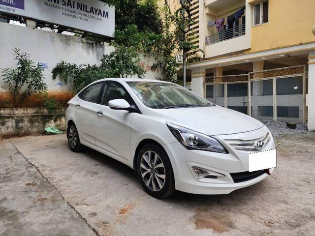 https://images10.gaadi.com/usedcar_image/4379499/original/processed_d821c3fe-8f35-4763-8f14-f2492fd5a7d4.jpg?imwidth=6400