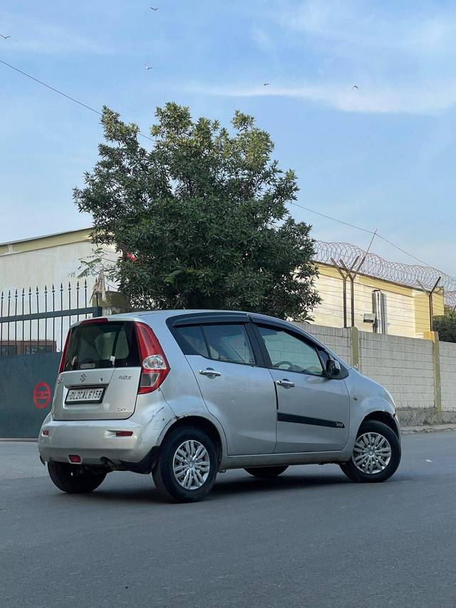 https://images10.gaadi.com/usedcar_image/4379545/original/processed_218250491b7291b9f22912259309a5ed.jpg?imwidth=6402