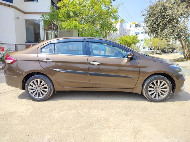 https://images10.gaadi.com/usedcar_image/4379582/original/1f410e4a05c888283b5633e95e90b677.jpg?imwidth=6401