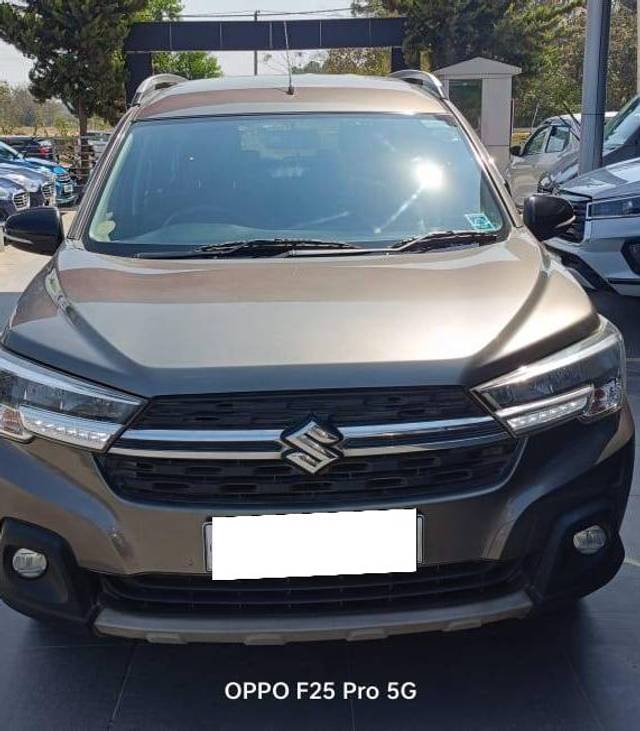 https://images10.gaadi.com/usedcar_image/4379668/original/processed_8809a13aa0827b4de6c4c30f3ad65d65.jpg?imwidth=6400