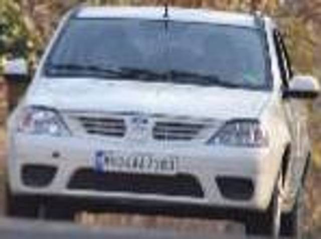 https://images10.gaadi.com/usedcar_image/4379791/original/processed_63d49ddb-b412-4745-89de-f946bb392f7e.jpg?imwidth=6400