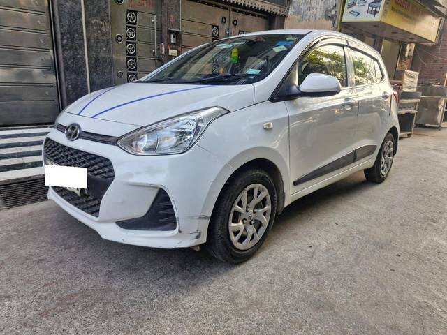 https://images10.gaadi.com/usedcar_image/4379820/original/processed_2579fc3356de5c1651705804741559fe.jpg?imwidth=6402