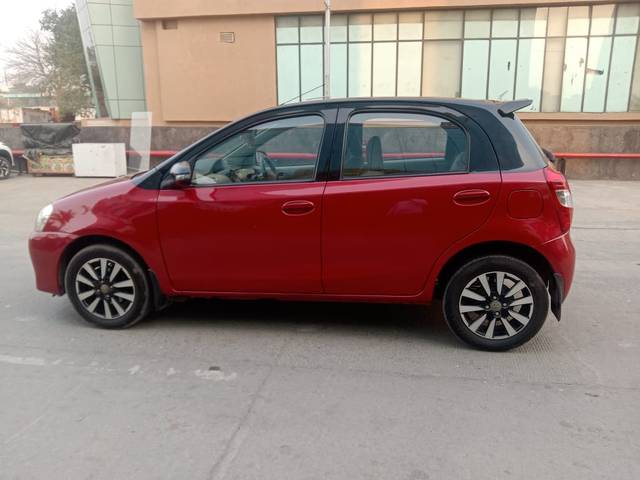 https://images10.gaadi.com/usedcar_image/4379886/original/78e9b20775ae9ae21930bdbbff6edc30.jpg?imwidth=6402