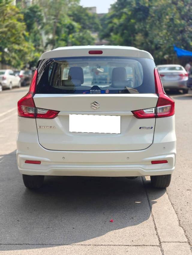 https://images10.gaadi.com/usedcar_image/4379899/original/processed_390d27f5991e9b22c4e2a110d9d3b9e0.jpeg?imwidth=6402