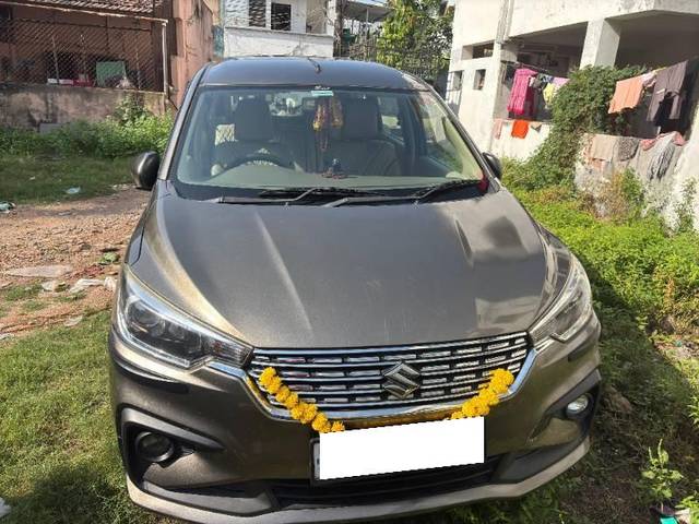 https://images10.gaadi.com/usedcar_image/4379952/original/processed_83b06945-0811-4085-8a79-4154e278f378.jpg?imwidth=6400