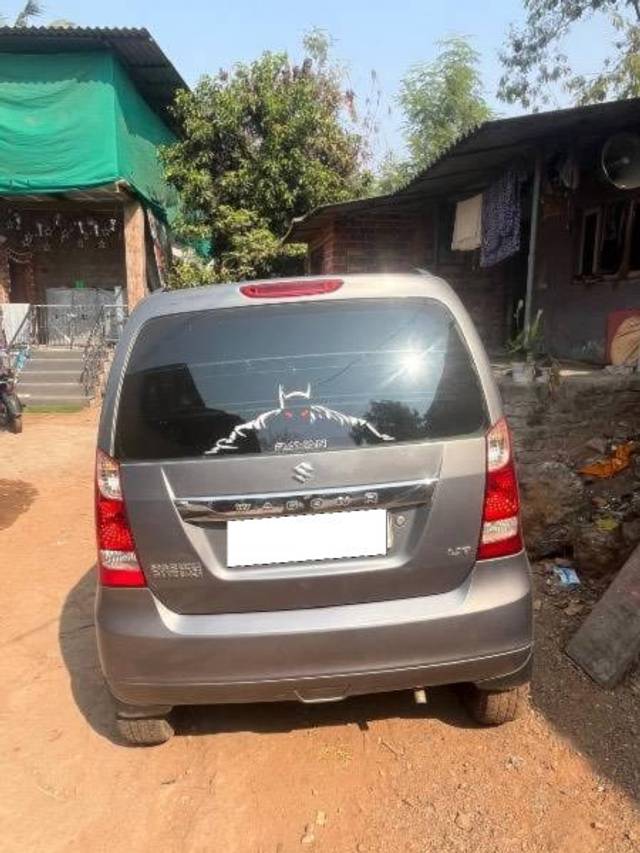 https://images10.gaadi.com/usedcar_image/4380086/original/processed_07d425a4-e827-4451-840d-c23792fd0789.jpg?imwidth=6401