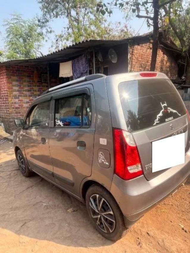 https://images10.gaadi.com/usedcar_image/4380086/original/processed_a8a1446c-f986-4607-b5a4-91229714d877.jpg?imwidth=6402