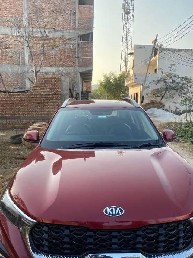 https://images10.gaadi.com/usedcar_image/4380237/original/processed_961bc580-dec2-4f92-9657-ced6f9b4c889.jpeg?imwidth=6400