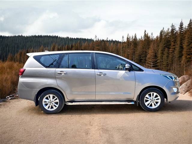 https://images10.gaadi.com/usedcar_image/4380271/original/e0484c78981ff308fbcf9222e5cdd2bb.jpeg?imwidth=6401