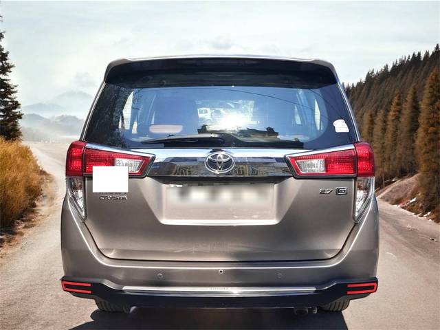 https://images10.gaadi.com/usedcar_image/4380271/original/processed_65323bf58ddf7f8712ae188d953bd6eb.jpeg?imwidth=6402