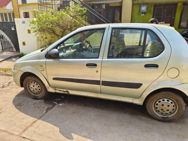 https://images10.gaadi.com/usedcar_image/4380328/original/processed_5f334565-3947-4296-9d90-b47a4d4ef554.jpg?imwidth=6402