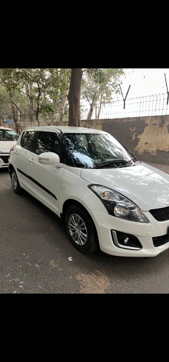 https://images10.gaadi.com/usedcar_image/4380408/original/552996aa61b6831e858712695406bfb8.jpg?imwidth=6400