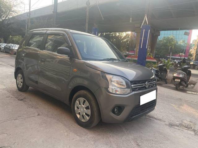 https://images10.gaadi.com/usedcar_image/4380418/original/processed_8a0173fea7d8d302f3c6950e74c5ade0.jpg?imwidth=6400