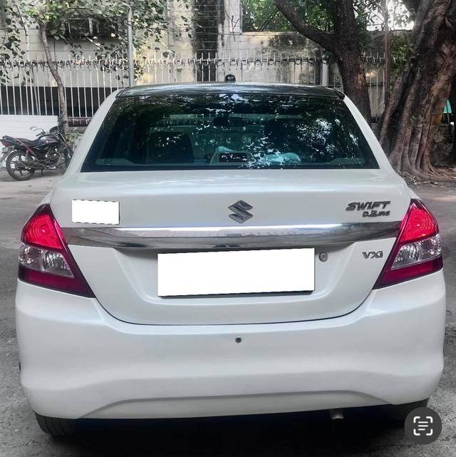 https://images10.gaadi.com/usedcar_image/4380438/original/processed_d78f3bd014924c5cfe5b8a7b1a458b3f.jpg?imwidth=6401