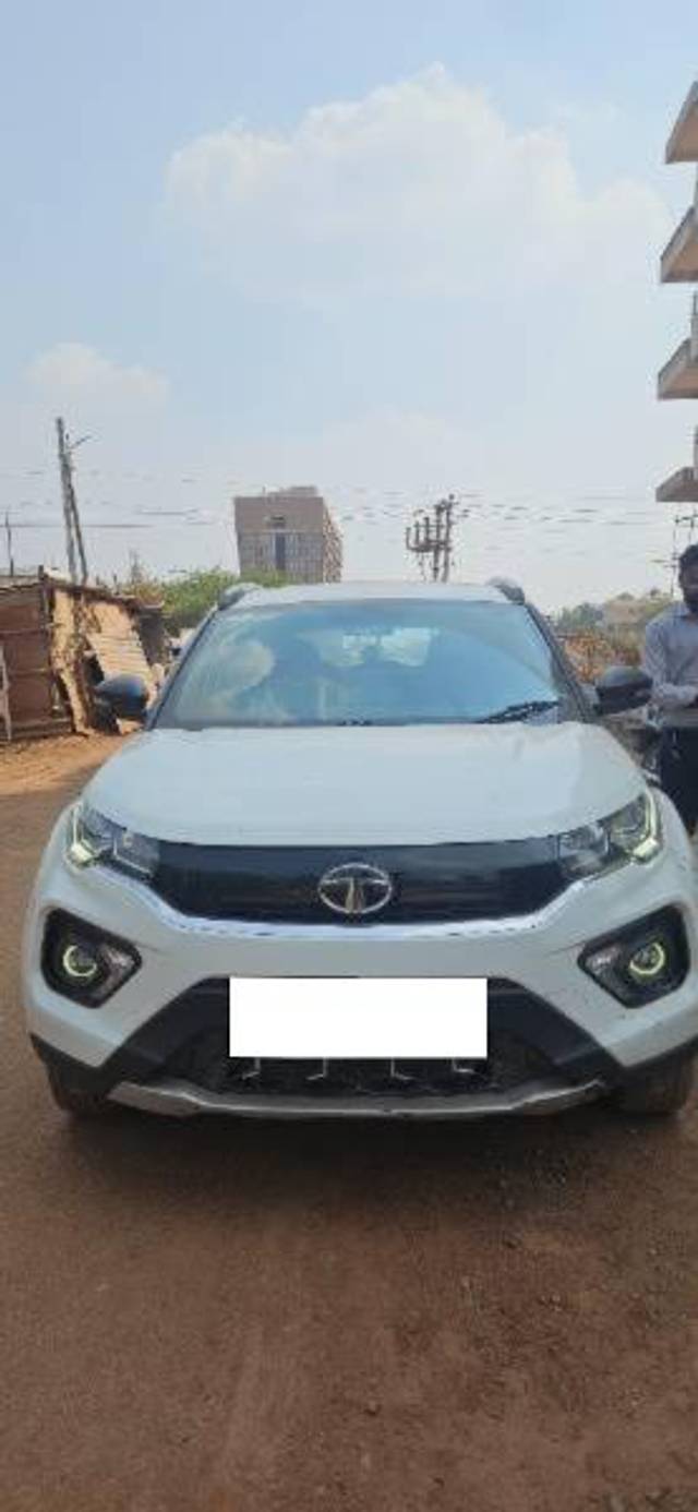 https://images10.gaadi.com/usedcar_image/4380503/original/processed_d9c97668-79e7-4e54-922b-d5733a0e5abc.jpg?imwidth=6400