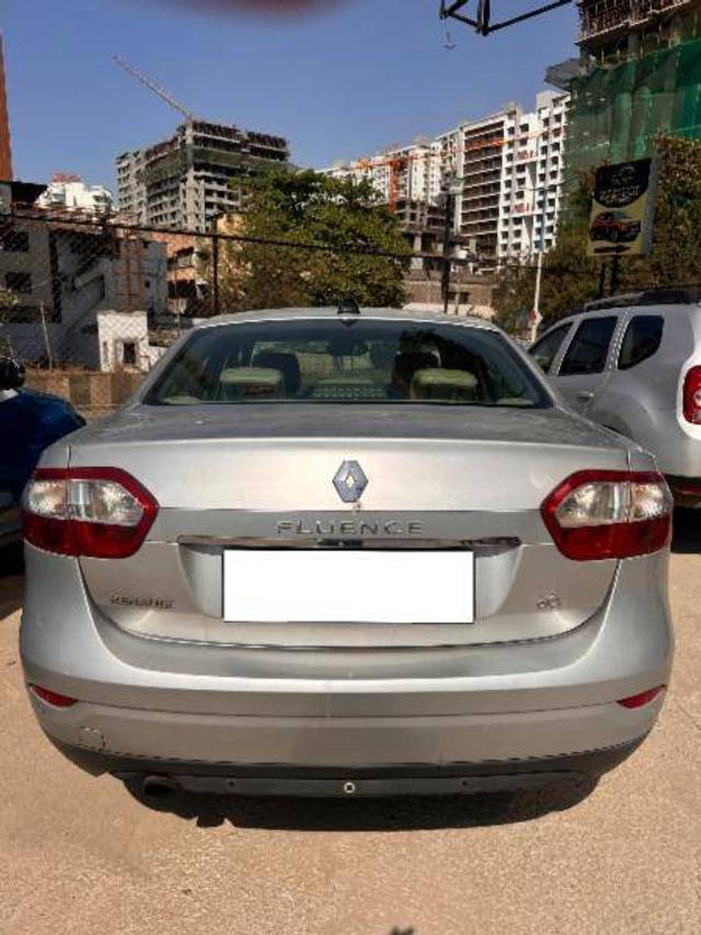 https://images10.gaadi.com/usedcar_image/4380516/original/10706c351d62dcadc68d3d6d2e79d356.jpeg?imwidth=6401