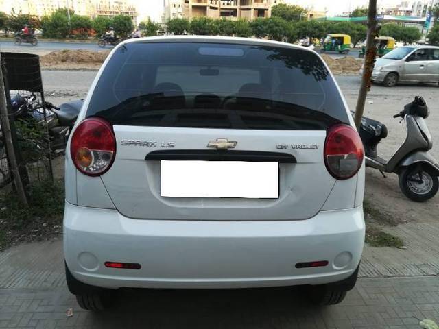 https://images10.gaadi.com/usedcar_image/4380534/original/5af38a886437368bbadf32505138c536.jpg?imwidth=6402