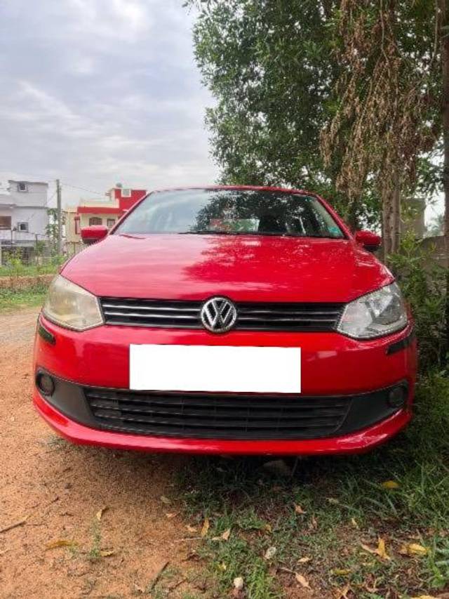 https://images10.gaadi.com/usedcar_image/4380710/original/processed_3aaa39de-37a7-4d59-88c5-62f216f41941.jpeg?imwidth=6402