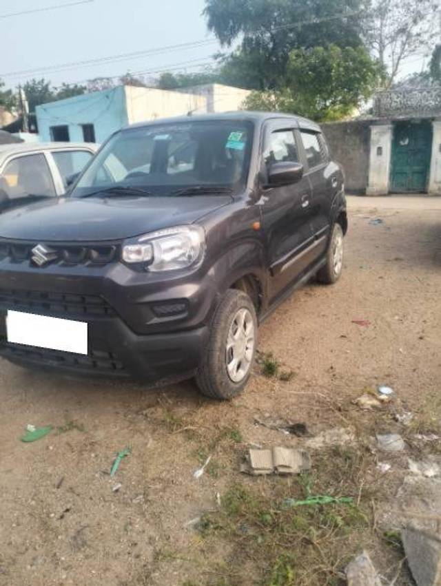 https://images10.gaadi.com/usedcar_image/4380849/original/processed_f996b324-8401-431e-9c6b-8589d11b2fe5.jpg?imwidth=6401