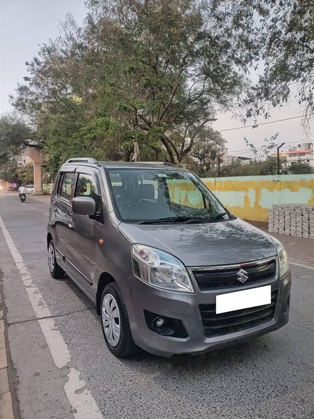 https://images10.gaadi.com/usedcar_image/4380856/original/processed_0e8b119db2785cf2416a81872570a4e9.jpg?imwidth=6400