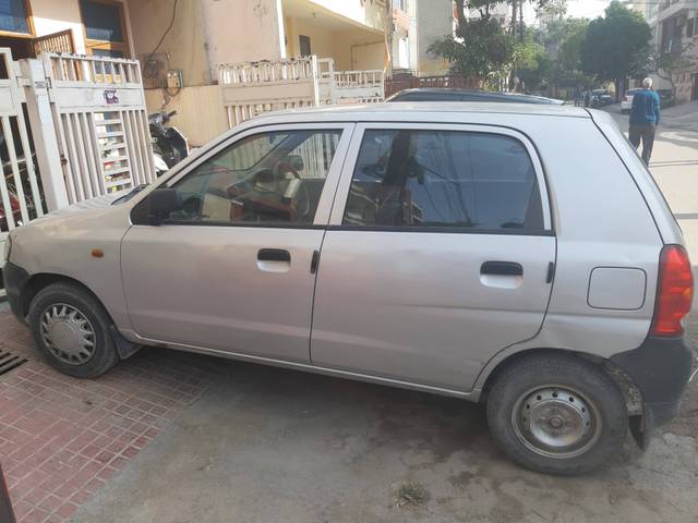 https://images10.gaadi.com/usedcar_image/4380881/original/cb15a29ee8f8d14d1fa990b08b6c0981.jpg?imwidth=6402