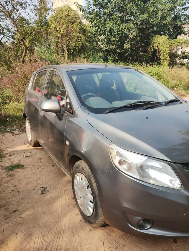 https://images10.gaadi.com/usedcar_image/4380936/original/3506476fbe3a396efc42722f5f5154e5.jpg?imwidth=6400