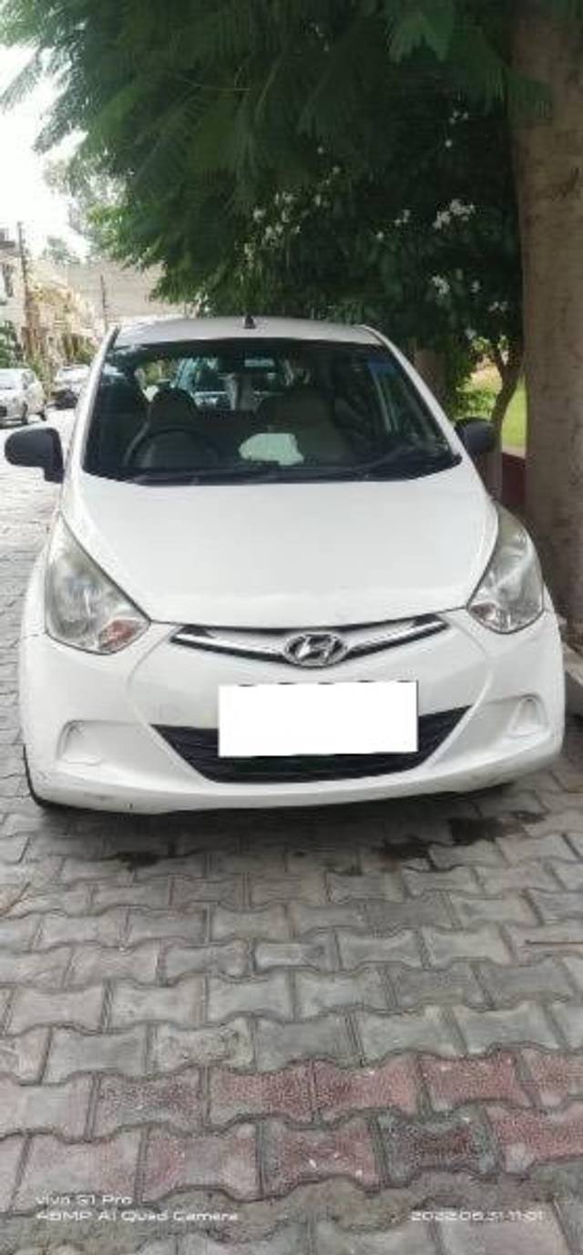 https://images10.gaadi.com/usedcar_image/4380954/original/processed_fcc5d947-4fd1-4151-b02e-4b19571bc342.jpeg?imwidth=6400