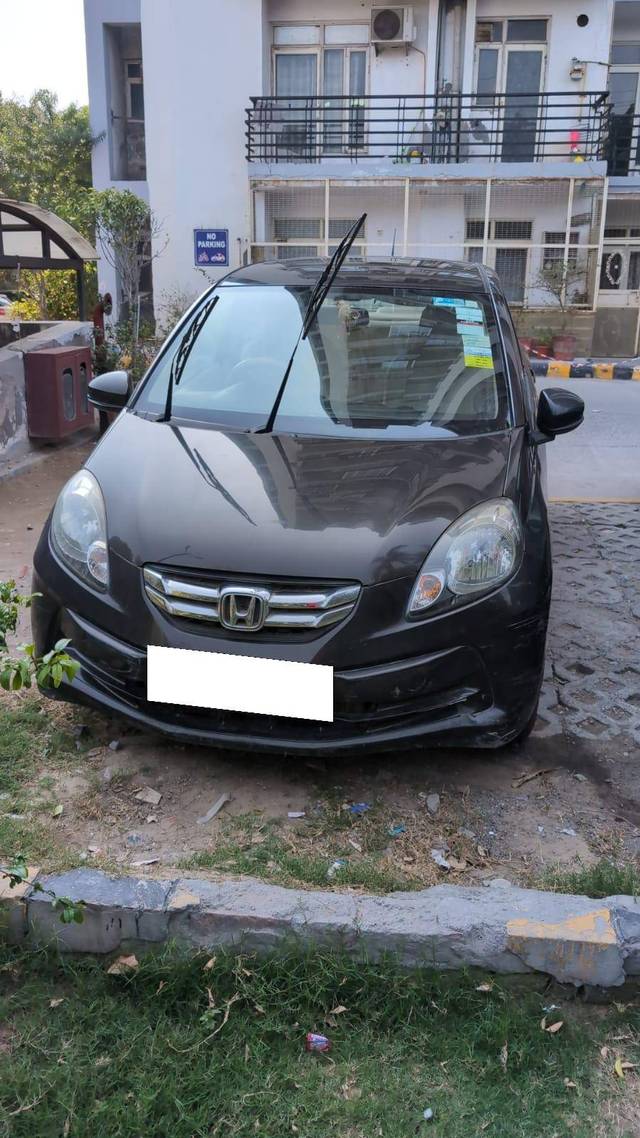 https://images10.gaadi.com/usedcar_image/4380961/original/7df98ec1a34e462689062234832c3a83.jpg?imwidth=6400