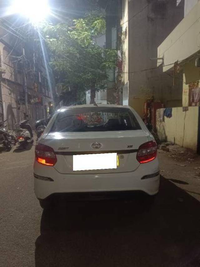 https://images10.gaadi.com/usedcar_image/4381112/original/f7fbbb02abf38133bce008aff131fb27.jpg?imwidth=6402