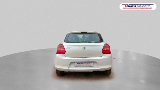 https://images10.gaadi.com/usedcar_image/4381113/original/processed_46e34218fec4b5c1beab066763ead4e2.jpg?imwidth=6401