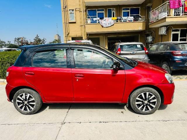 https://images10.gaadi.com/usedcar_image/4381496/original/461419e1ccbb0f08bd3a574b707cd214.jpeg?imwidth=6401