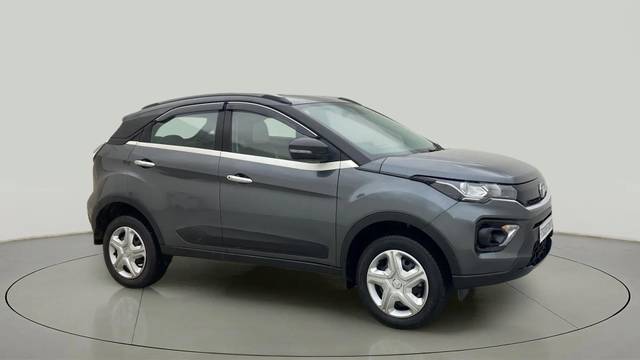 https://images10.gaadi.com/usedcar_image/4381500/original/31391f9b80b07de7de372dd0f93cdb09.jpg?imwidth=6400