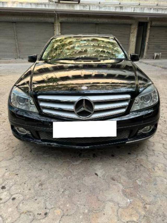 https://images10.gaadi.com/usedcar_image/4381556/original/6cea3b4bc1ae7979f4d5e875e1a350d6.jpeg?imwidth=6400