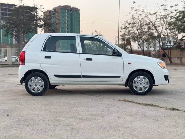 https://images10.gaadi.com/usedcar_image/4381603/original/4cf967067cbfe00fd183ce2054c2dd48.jpg?imwidth=6401