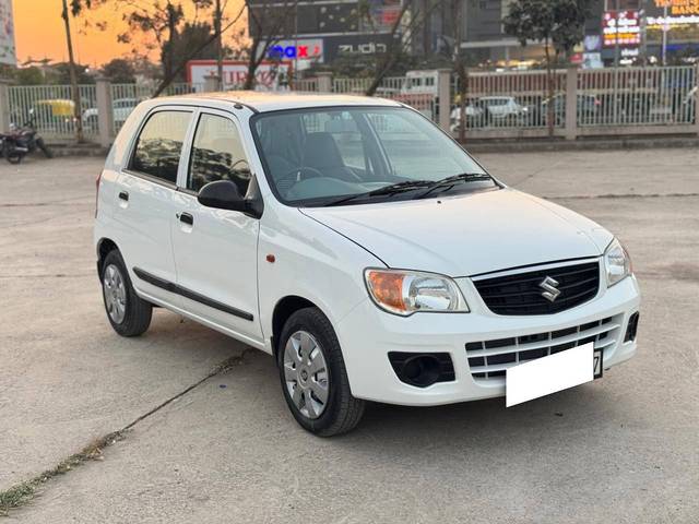 https://images10.gaadi.com/usedcar_image/4381603/original/processed_0be23f0b983ec8e416d237a0e5c0abbb.jpg?imwidth=6400