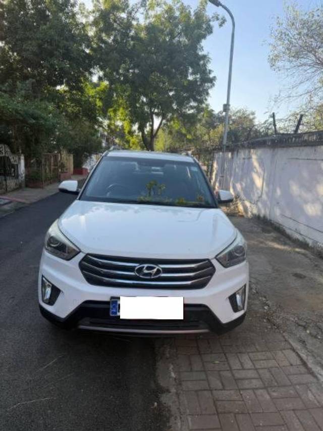 https://images10.gaadi.com/usedcar_image/4381745/original/processed_9b02d70c-36d1-4394-86c4-0f541b8a56a5.jpg?imwidth=6402