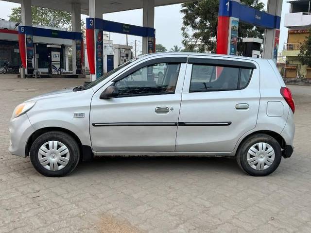 https://images10.gaadi.com/usedcar_image/4381883/original/processed_7620a892-a2a2-497c-bc11-2419b8b57e66.jpg?imwidth=6401