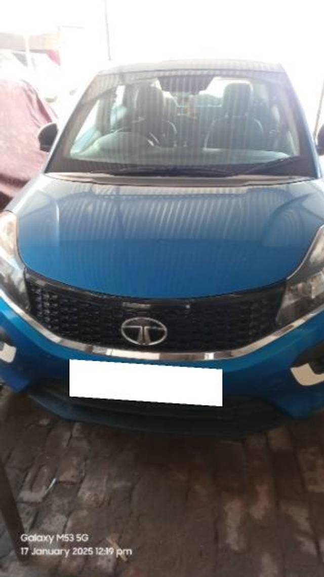 https://images10.gaadi.com/usedcar_image/4382195/original/processed_1b1d0536-ce5b-488e-990b-0ad39008874c.jpg?imwidth=6400