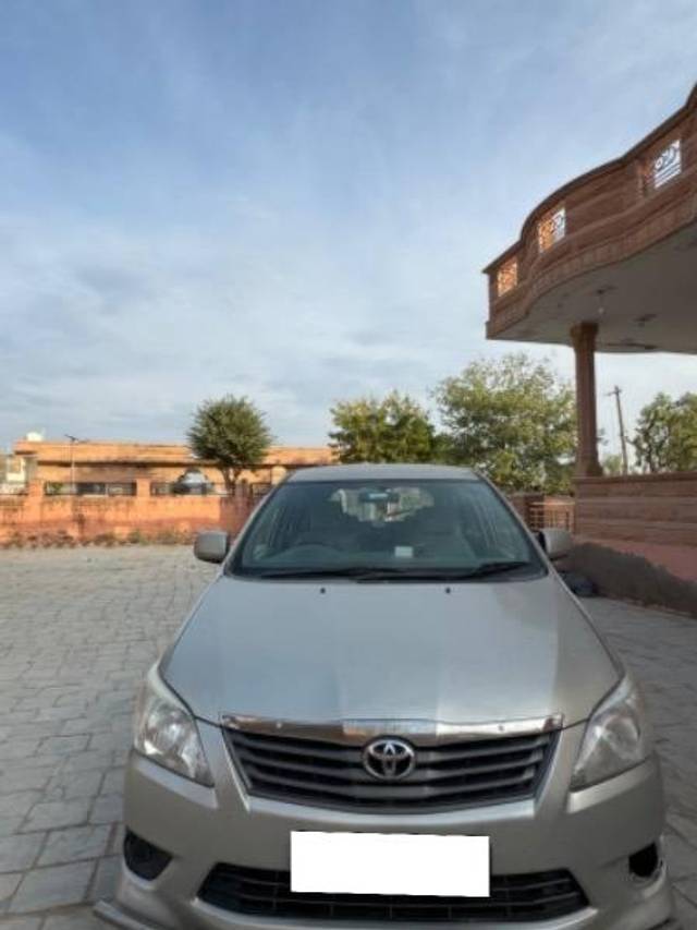 https://images10.gaadi.com/usedcar_image/4382294/original/processed_bc655d2b-211b-4916-8a2e-469f50791e34.jpeg?imwidth=6402