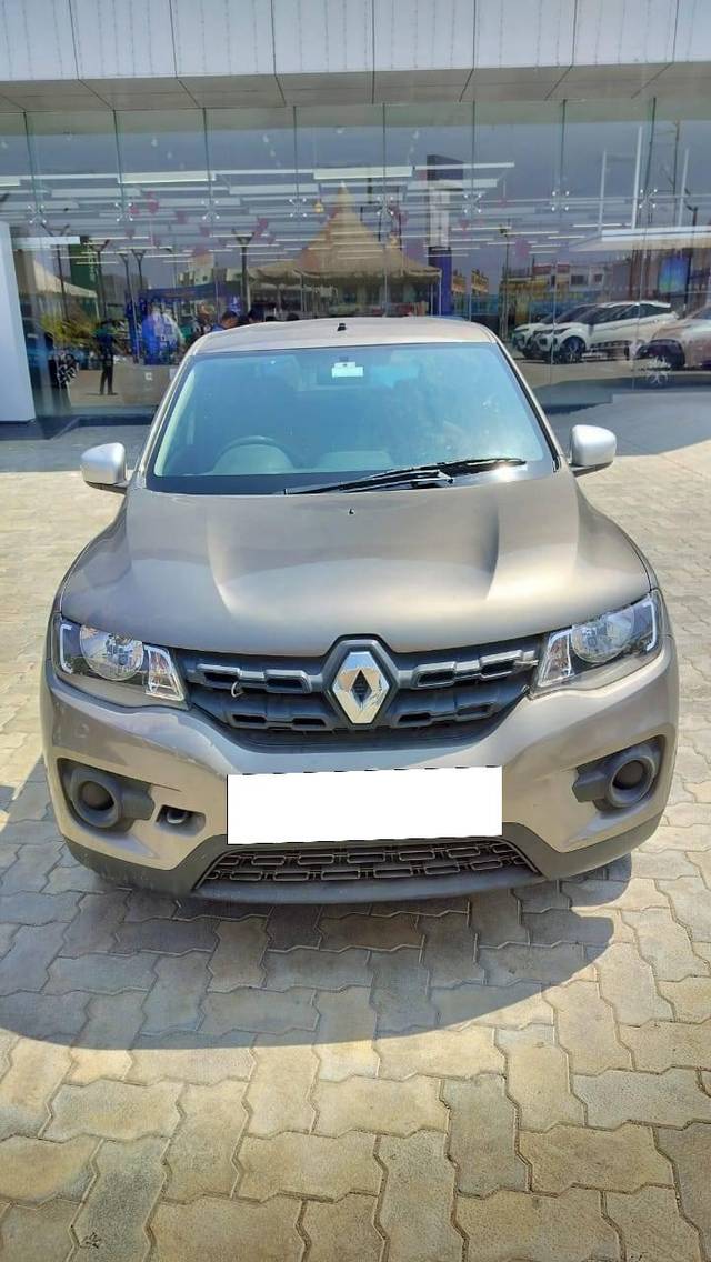 https://images10.gaadi.com/usedcar_image/4382713/original/processed_7c94d5e6021e02085d7c5e1a84f207de.jpeg?imwidth=6400