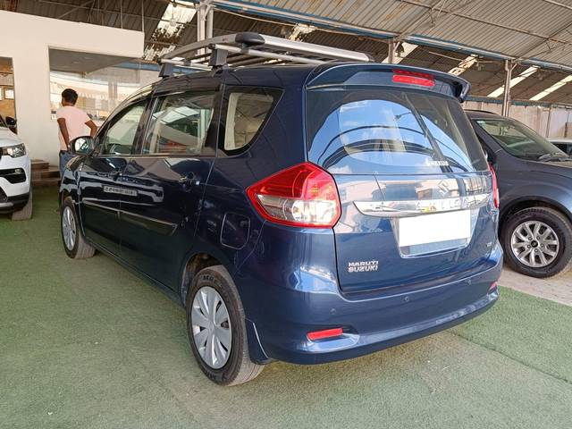 https://images10.gaadi.com/usedcar_image/4382732/original/processed_936c02afab229156f3db8e694c02b504.jpg?imwidth=6402