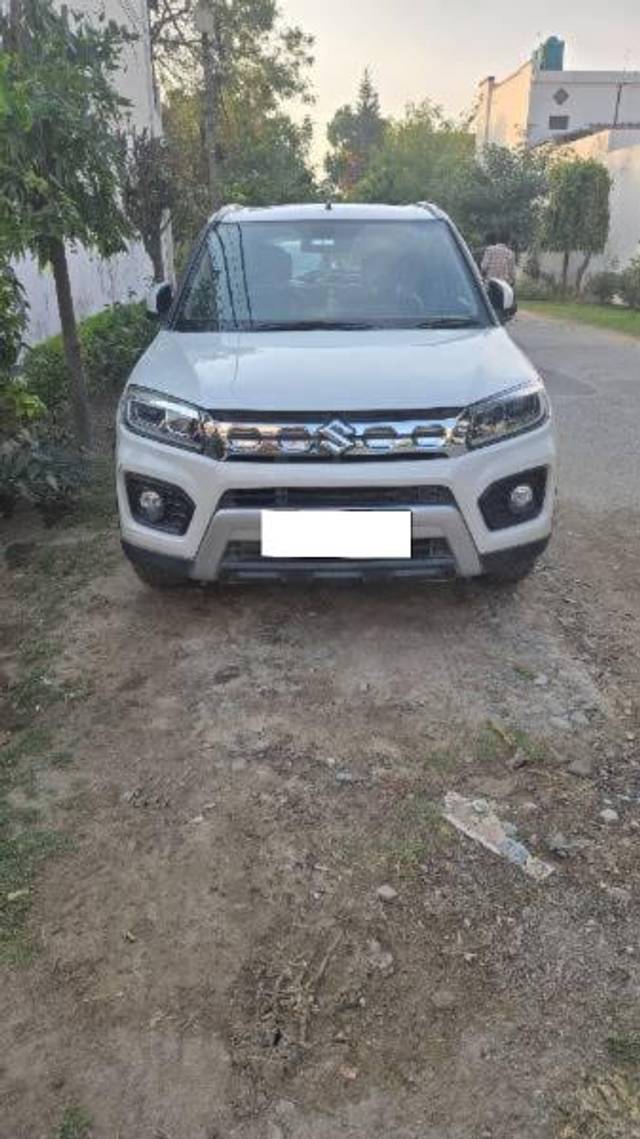 https://images10.gaadi.com/usedcar_image/4382781/original/processed_c033f00c-f864-4d04-bbe3-71dc40fedd3e.jpg?imwidth=6400