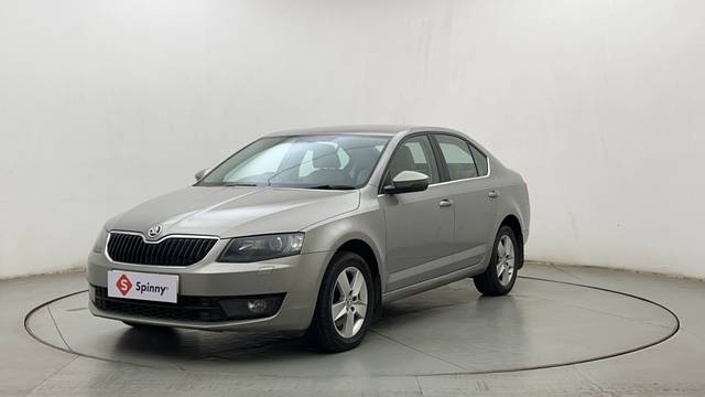 https://images10.gaadi.com/usedcar_image/4382820/original/6e3b937a063c0a4153b35acf7e2f8f4b.JPG?imwidth=6400