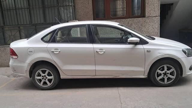 https://images10.gaadi.com/usedcar_image/4382882/original/processed_95960a21-324f-4c55-8f43-3616240e471f.jpg?imwidth=6400