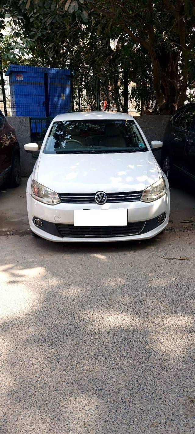 https://images10.gaadi.com/usedcar_image/4383078/original/70954973be4d6d0e2926279fb5ae0c7e.jpg?imwidth=6400