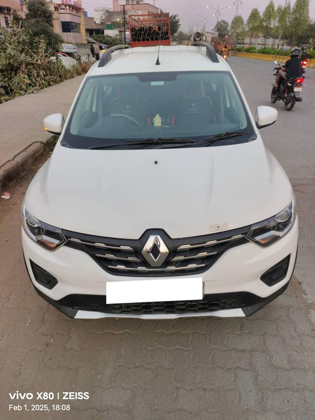 https://images10.gaadi.com/usedcar_image/4383112/original/processed_910d7da1ec078828ad256b914d8b4112.jpg?imwidth=6400