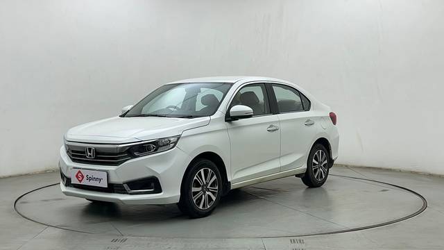 https://images10.gaadi.com/usedcar_image/4383242/original/68a2e4b7e296fb9392a9952962604c20.JPG?imwidth=6400