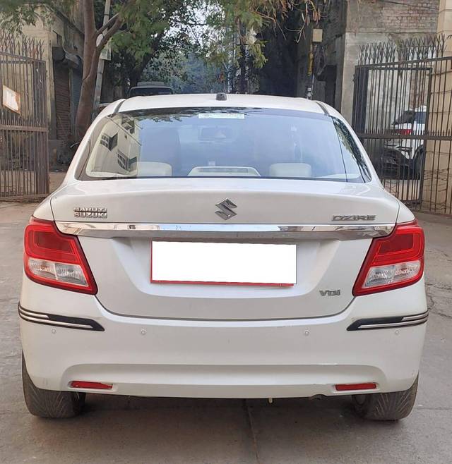 https://images10.gaadi.com/usedcar_image/4383327/original/processed_27e076ab9e0c09ecae1a38ce7bd6b0ff.jpg?imwidth=6402