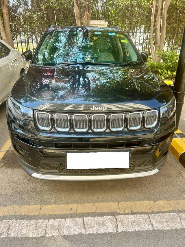 https://images10.gaadi.com/usedcar_image/4383448/original/e8be44315eba33212aaa37e0b5ac8e5a.jpg?imwidth=6400